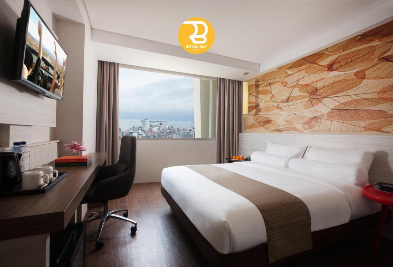 Royal Bay Hotel Makassar Esterno foto