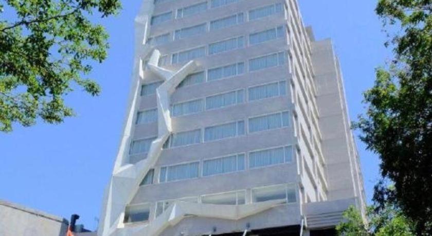 Royal Bay Hotel Makassar Esterno foto