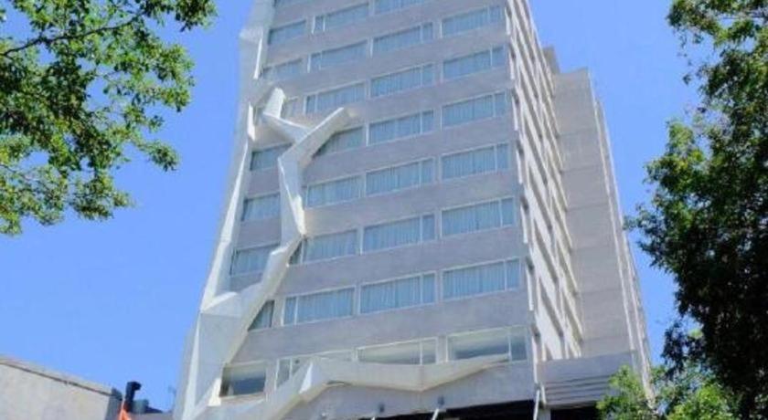 Royal Bay Hotel Makassar Esterno foto